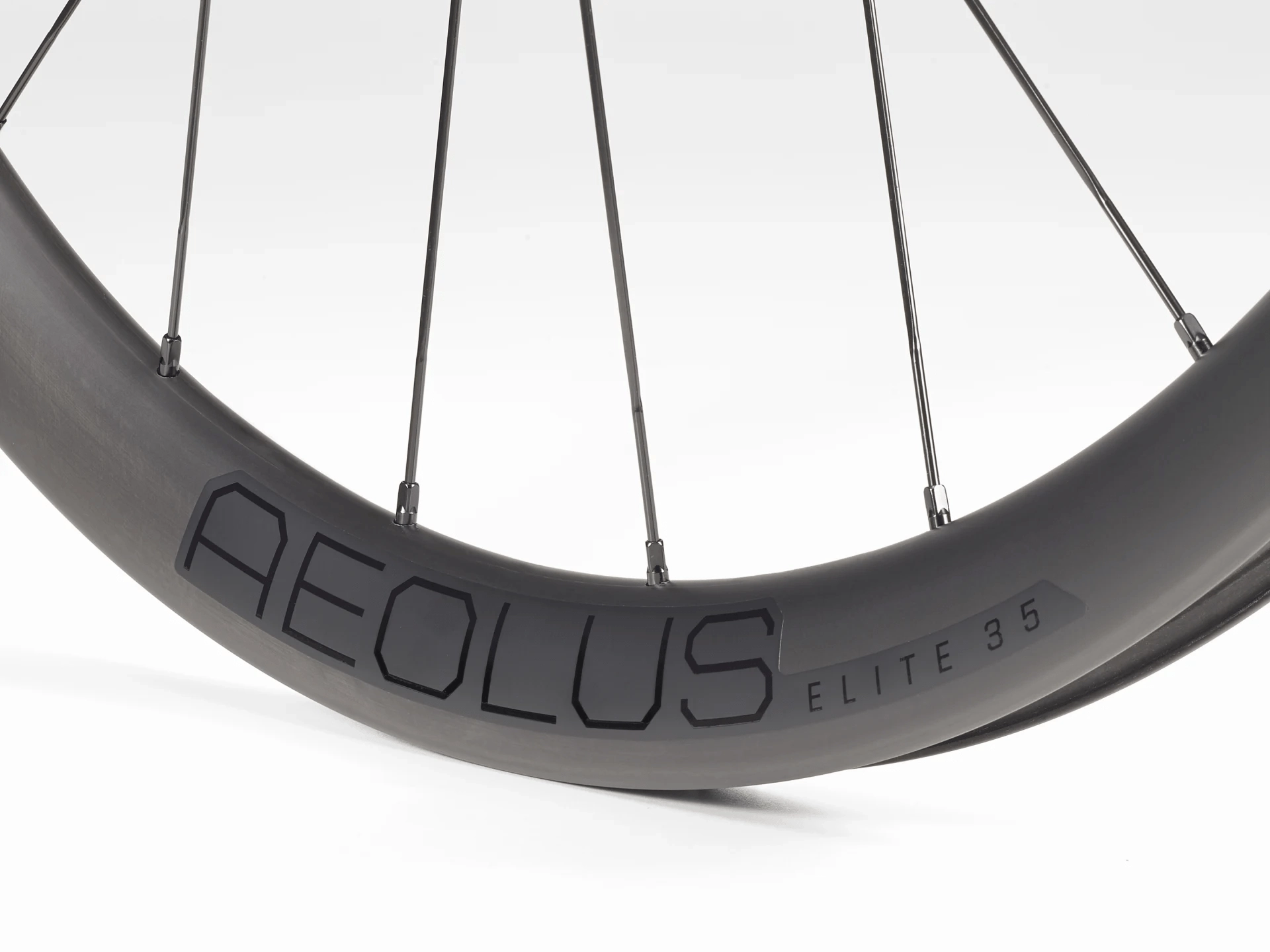 Bontrager Aeolus Elite 35 TLR Disc Road Wheel