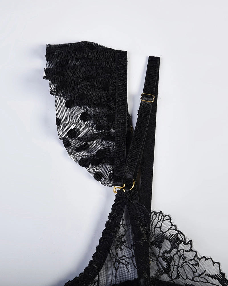 Embroidered Lace Lingerie Set With Chain