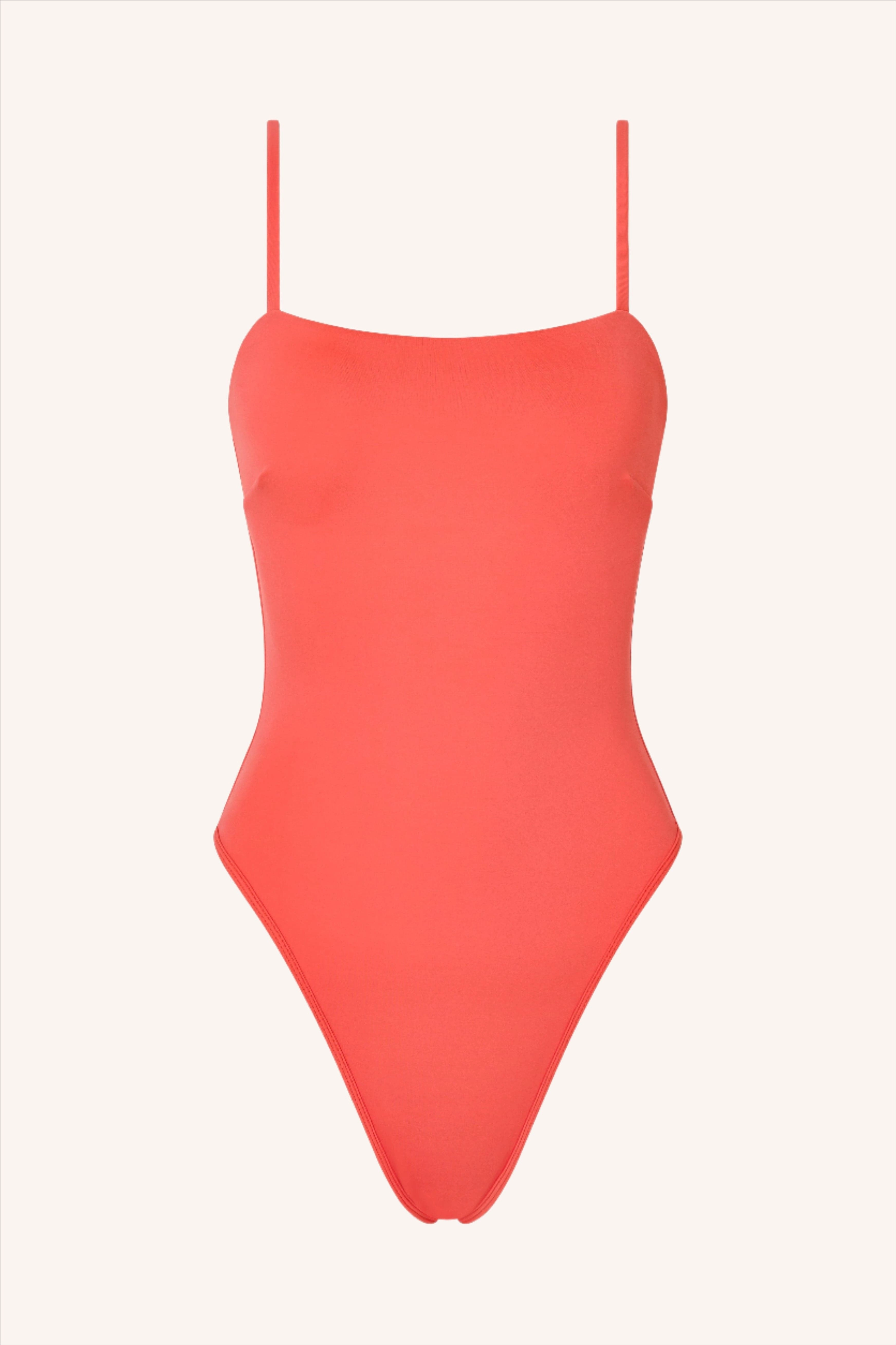 One Piece Tank Cassis