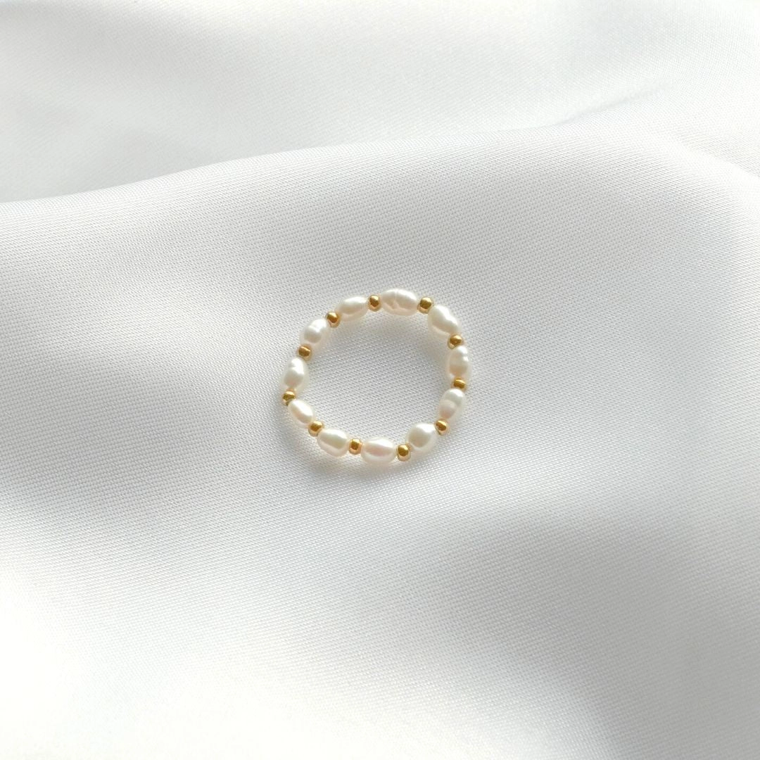 "Isle" Ring