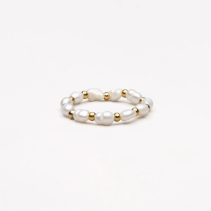 "Isle" Ring