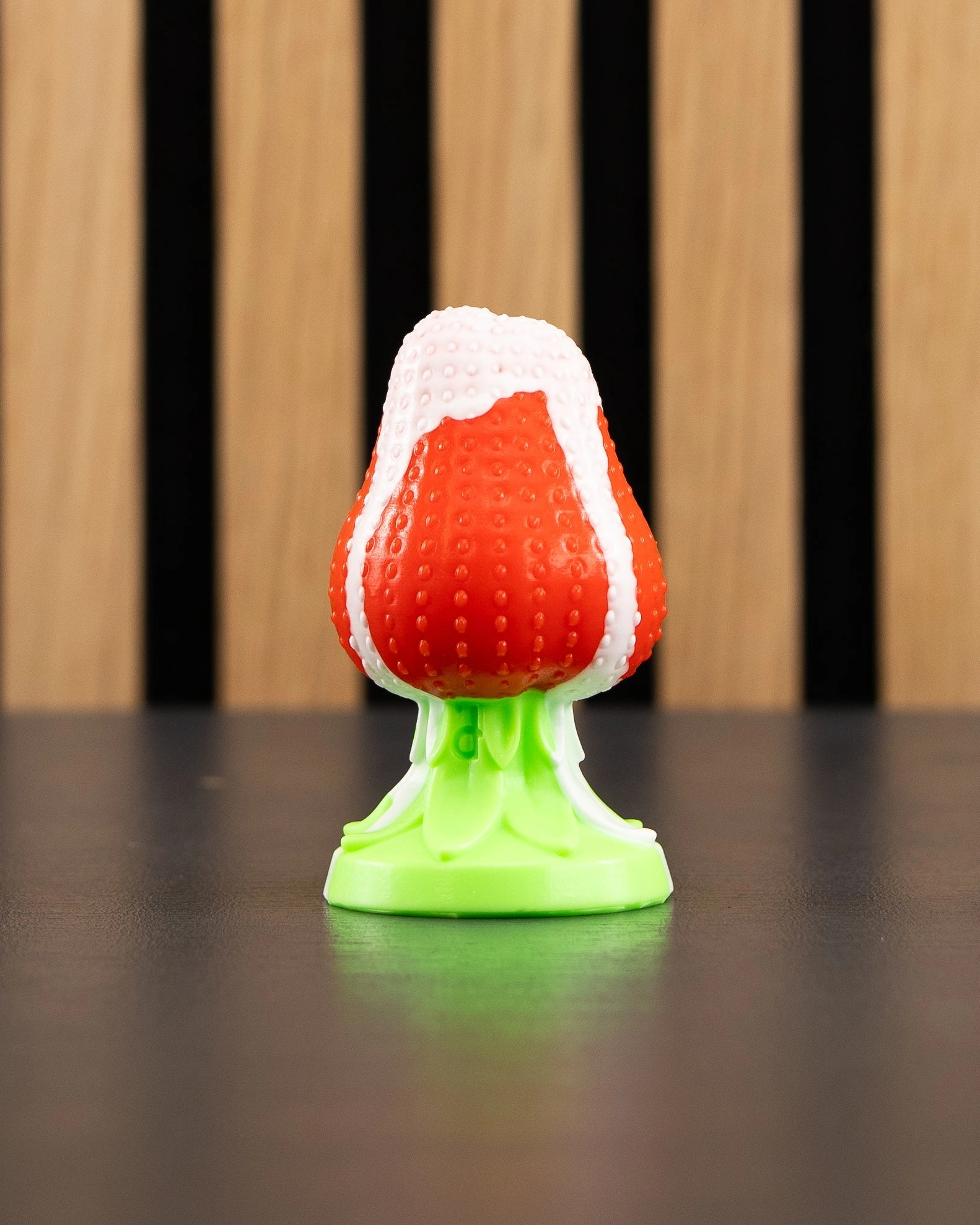 Strawberry Plug - Small, Soft Shaft/Firm Base - FLOP - delamination of drip