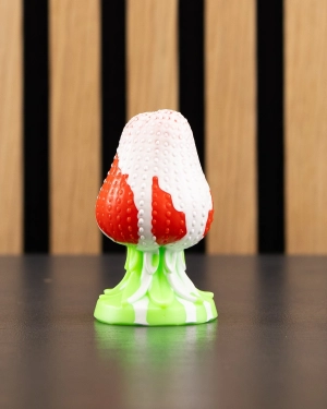 Strawberry Plug - Small, Soft Shaft/Firm Base - FLOP - Delamination
